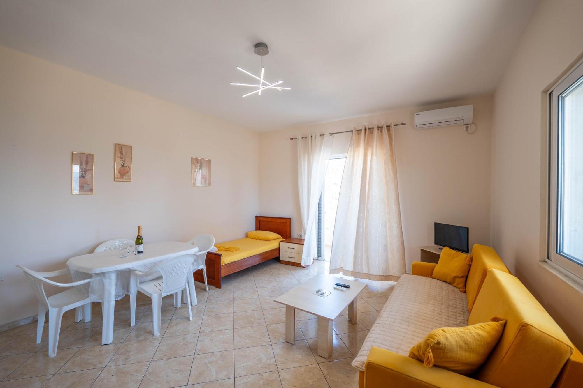 Apartment Mariana Sarande