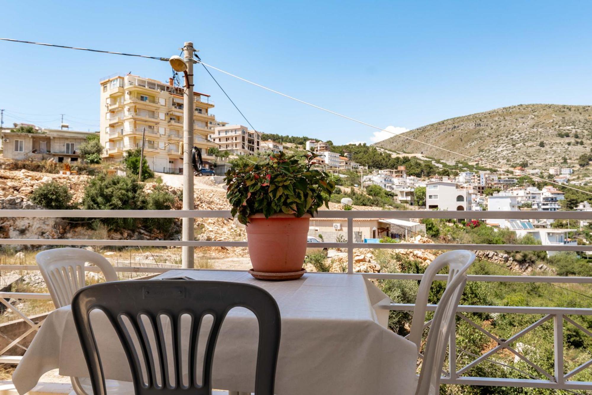 Mariana Apartment Sarande